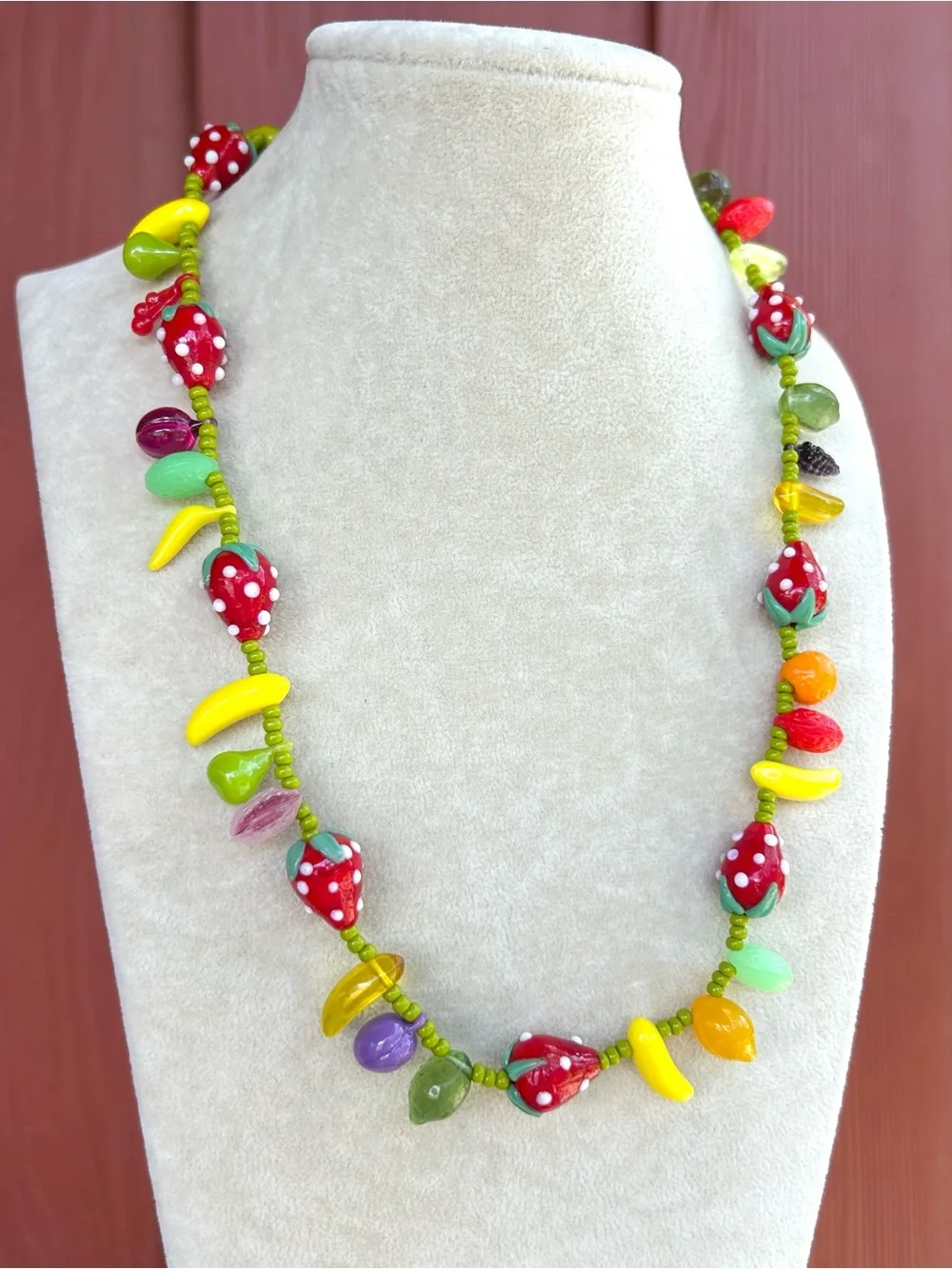 Fruity necklace - Picture 4 of 5